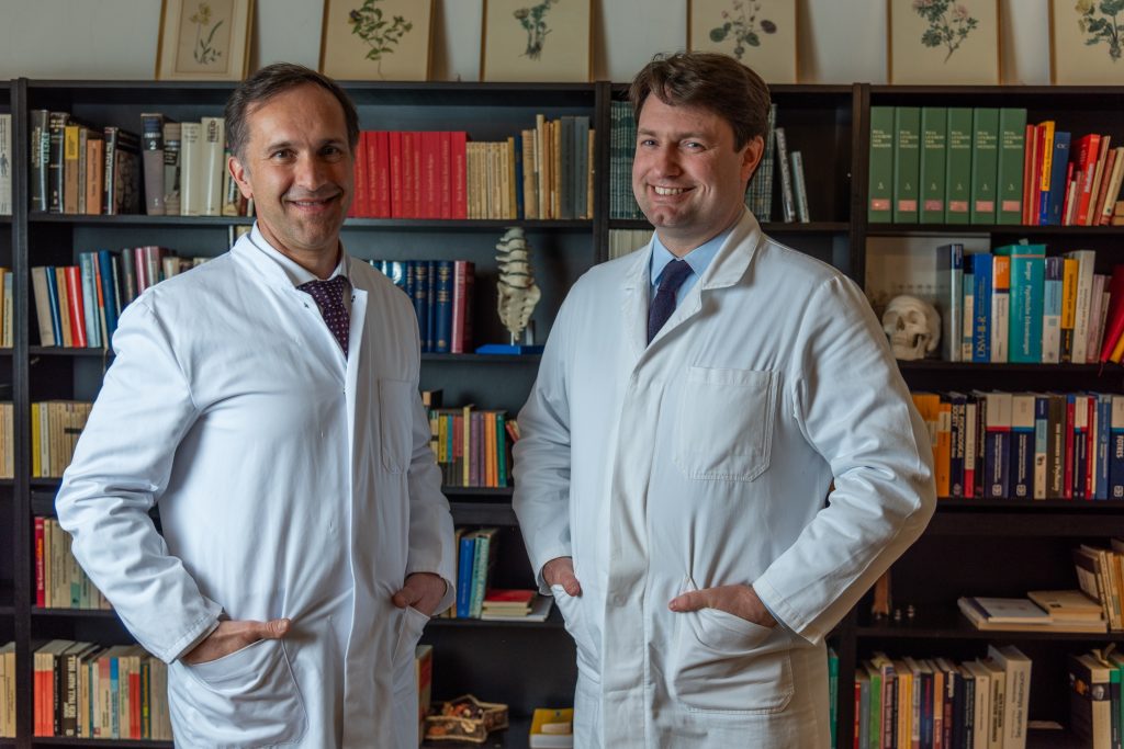Prof. Feigl und Dr. Staribacher gründen Abteilung für Neurochirurgie und Wirbelsäulenzentrum